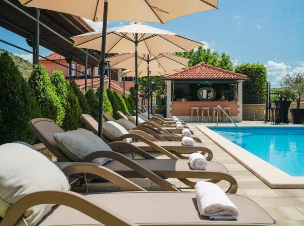 Apartments Antonia Σίμπενικ Εξωτερικό φωτογραφία